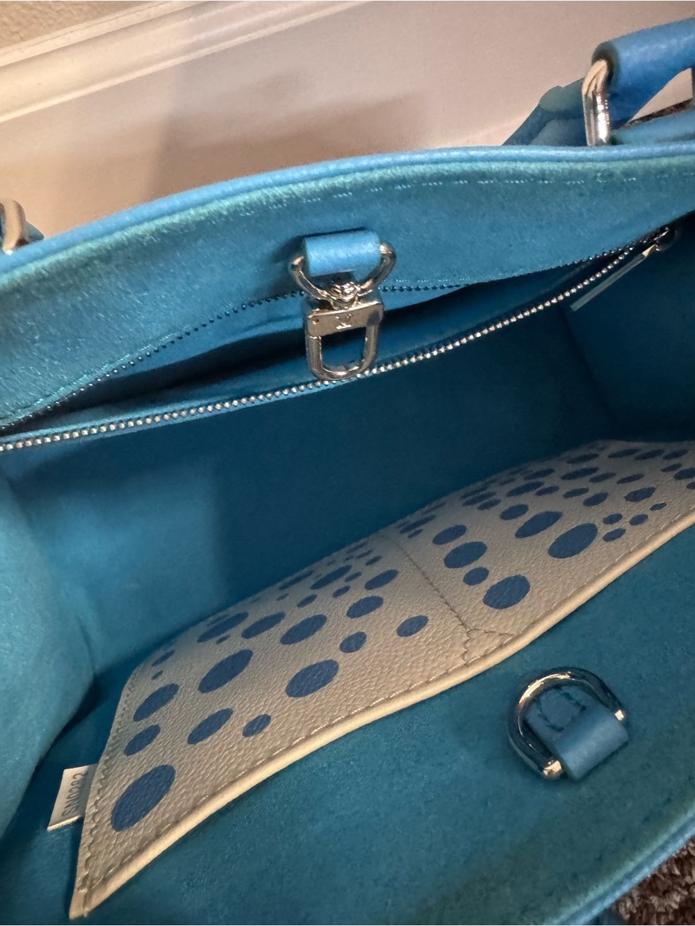 Louis Vuitton Blue and White Polka Dot Tote - Picture 3 of 7